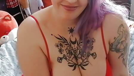 Vends-ta-culotte - Beautiful curvy girl with big tits in sexy lingerie