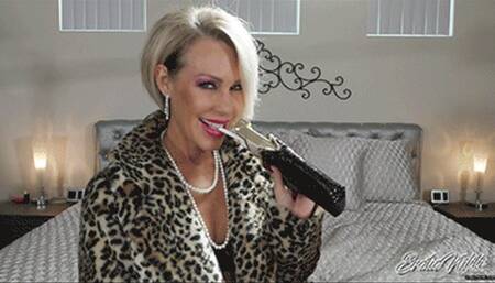 Stroke And Cum While I Smoke (MP4-HD 720p)