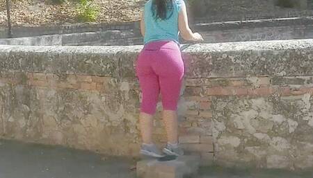 OUTSIDE FUCKING IN THE FOREST BY STRANGER WITH BIG BOOTY