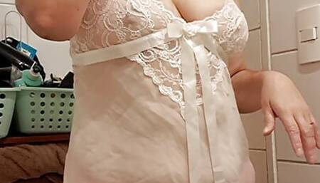 mommy brushing her teeth