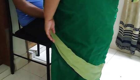 Hot BBW Rich Aunty security guy ko chudai majbor (The security guard was fucked by the woman owner of the house) cowgirl