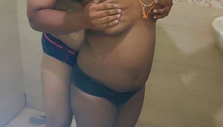 Bathroom Fun with neighbour aunt