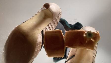 A Crushing Dreams comes true -St Patricksday Special - Cinnamon Roll crush in Overknee socks and Heels - Underglass and bottom views - 4k