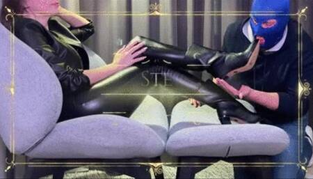 Stiefellecker 5 - GERMAN