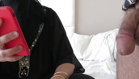 Arab Wife Tells Husband She Is Lesbian And Wants To Lick Pussy