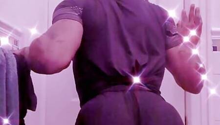 Been doing workouts that target the glutes n got gains in 2weeks!
