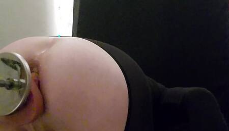 Sissy Crossdresser rides a sex machine