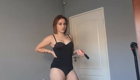 POV, pale babe demonstrates how dominant she could be, extreme close ups