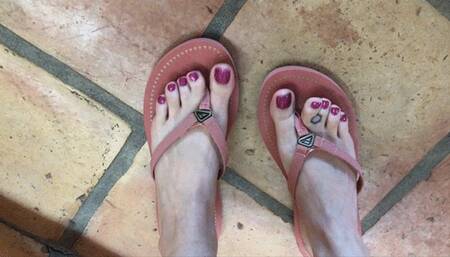 Piano Won't Start - Piano Pedal Pumping in Flip Flops