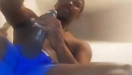 Black teen stepsister get fuck in ass while her mom watching tv in the living room