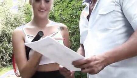 goddess Blonde Daisy Lee Getting Pissed On And Drilled Hard