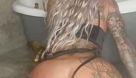 OnlyFans Leaked: MILF hard sex machine play