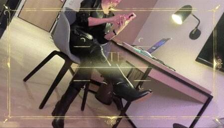 Lederstiefel Teasing 7 - Igno Clip