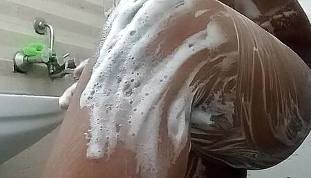 Indian girls taking shower alone full nude video