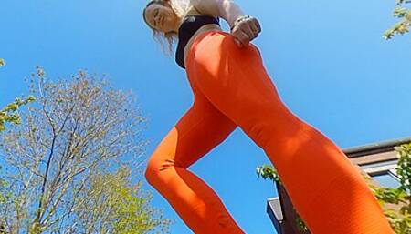 Giantess Maria