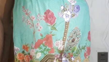 Arab Women hardcore fucked hard by young boy - horny Arab girl , moti Aunty ko choda