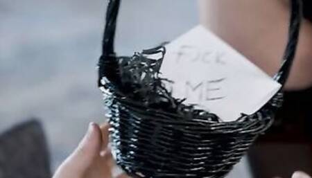 Long Jugs Bunny - S15:E6