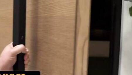 New Mylfs - Good New Milf Reveals She Was A
