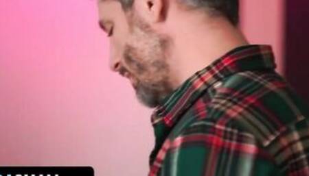 Exxxtra Small - Tiny Bombshell Megan Marx Played And Banged!