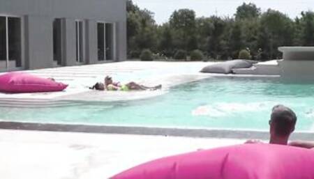 Gigantic Titty Baddies Kelly Stafford & Megan Inky Go Dirty Over ANAL GAPING + SQUIRTING GROUP SEX!