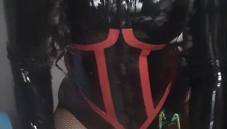 Worship Goddess Latex 1