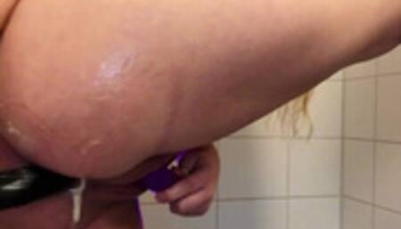 CREAMY HARDCORE ANAL PLAY: MY TIGHT MILF ASS WAS BEGGING FOR SMTH BIG