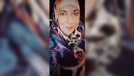 A day in the life of a Hijab-Doll