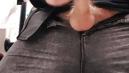 Quick public toilet cumshot