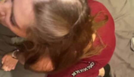 Gorgeous blowjob of the streamer during the broadcast, the whore knows her stuff