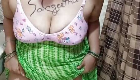 Pranavi Sangeeta getting hot with Telugu hot audio