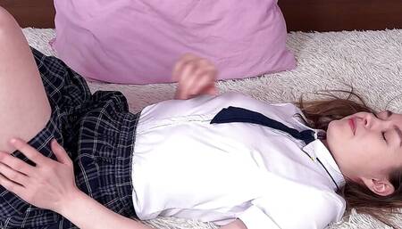 HOT STUDENT RELIEVES STRESS