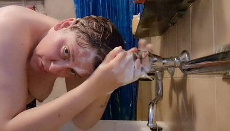 A sea of foam for Nicoletta 1080HD