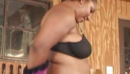 Fat ass black babe gets hardcore pussy stuffed with a black dong on the couch