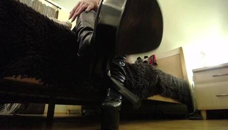 CEI for boots. Stroke your dick loser, cum all over my boots and lick your sperm!