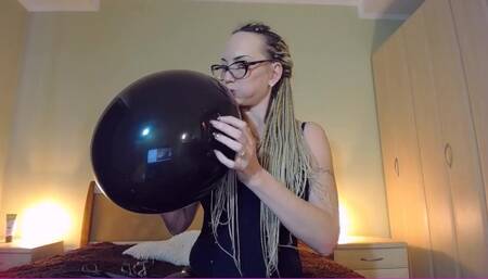 Back ballon blow to pop