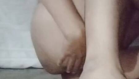 Subah mai chut ka pani nikala.early morning wife cum.