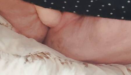 Horny bbw stepmom tries new huge dick toy. Wet squirting fat cunt