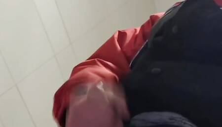 Twink jerking off in washroom