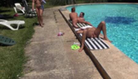 Amirah Adara Chrissy Fox Mea Melone - Fun By The Pool