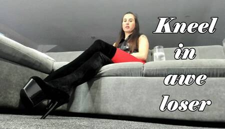 Kneel in awe loser (AVI)