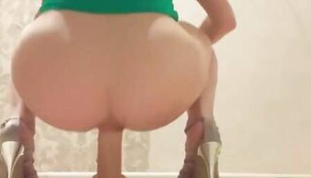Sexual and turned on ASS is asking for TOY , PROLAPSE ,SQUIRT !!!