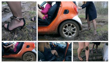 Two sexy girls stuck in rwd Smart stuck in deep muddy puddles