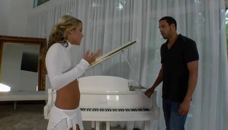 Muscular and with a Big Cock .. I can't Resist!