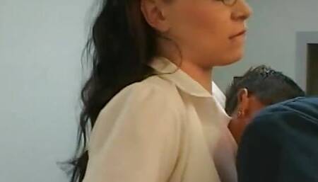 Geeky schoolgirl in glasses is not shy about fucking young guy in the hall