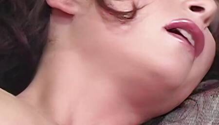 Tight Figured Milf Jessica Fiorentino's Solo Session