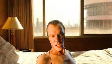 Scott's gloryhole experience (Face view)