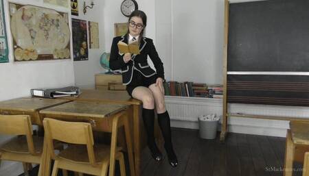 Cute Lola Masturbates When She Finds An Erotic Novel In Class