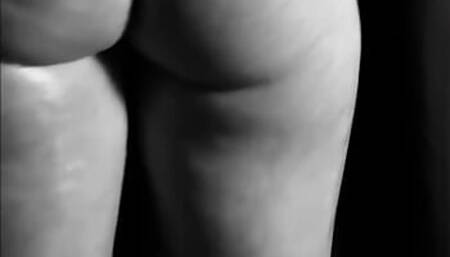 Amateur big ass girlfriend oiled sexy body