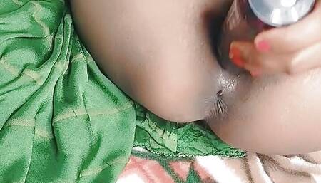 Sexy Shivani bhabhi pussy fingring full enjoy