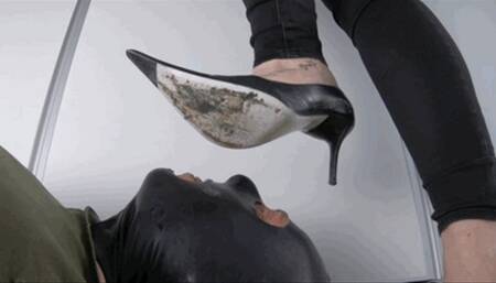 CC - Human carpet ,black heel